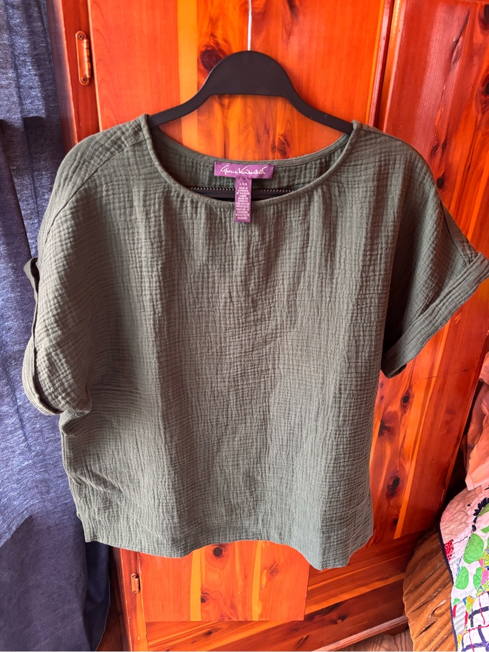 Gloria Vanderbilt Olive Short Sleeve Textured Top